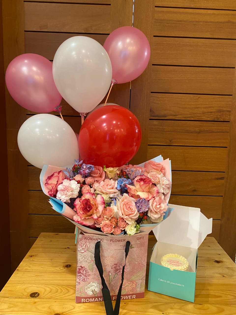 Birthday Celebration Flower & Cake Gift Set